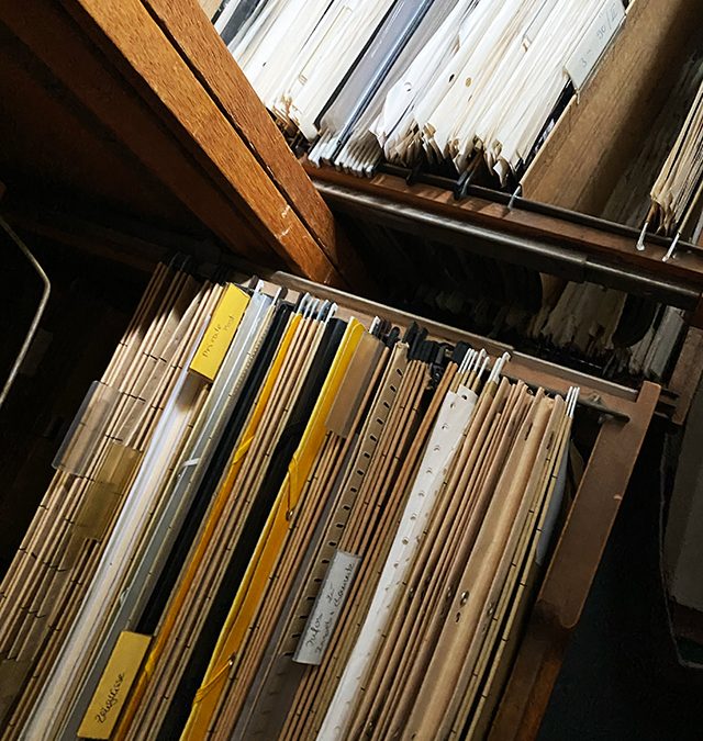 Ein Packende gefunden – Werkverzeichnis und innere Ordnung